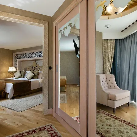 تايتانك ماردان بالاس 5*